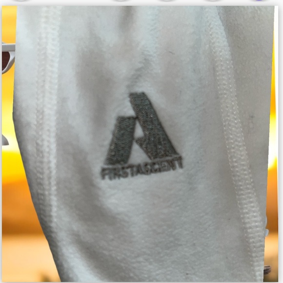 Eddie Bauer First Accent Fleece Jacket - Picture 3 of 3